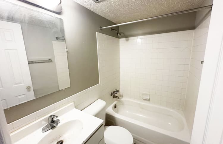Cincinnati apartments for rent - image - large-1653.jpg