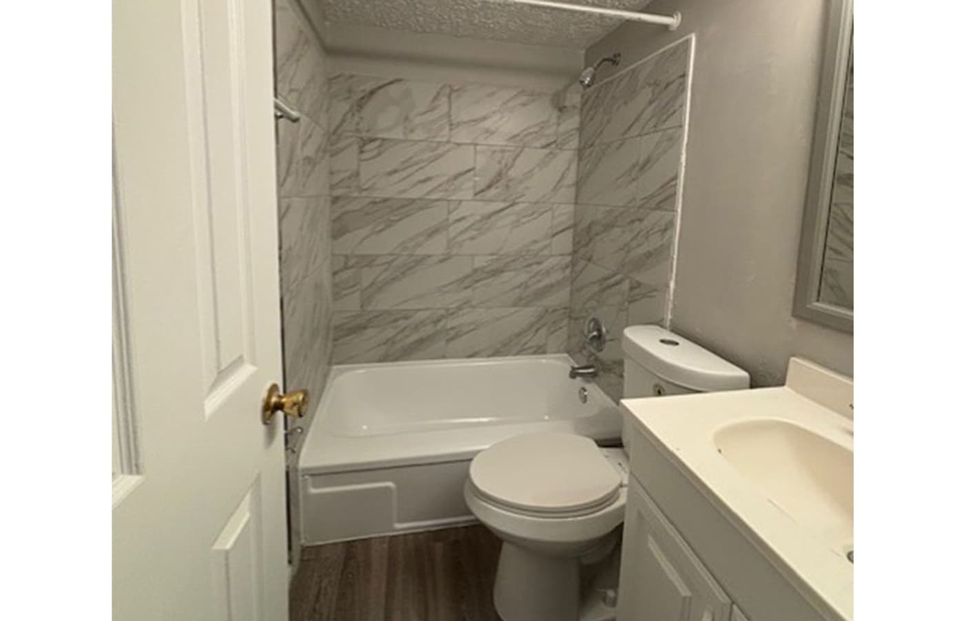 Cincinnati apartments for rent - image - large-2287.jpg