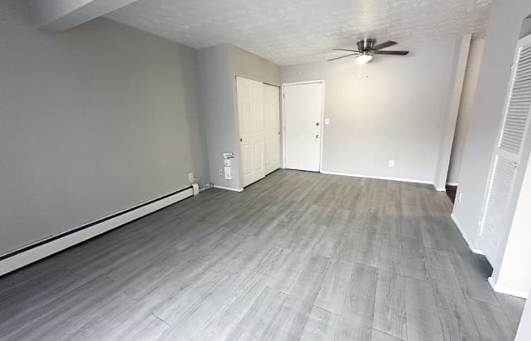 Cincinnati apartments for rent - image - large-2318.jpg