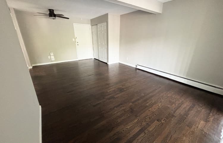 Cincinnati apartments for rent - image - large-4026.jpg
