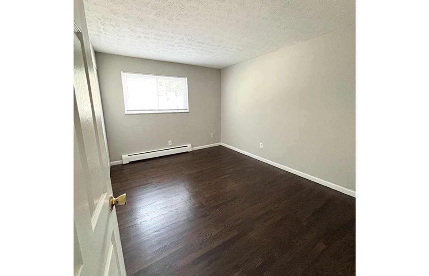 Cincinnati apartments for rent - image - large-4027.jpg