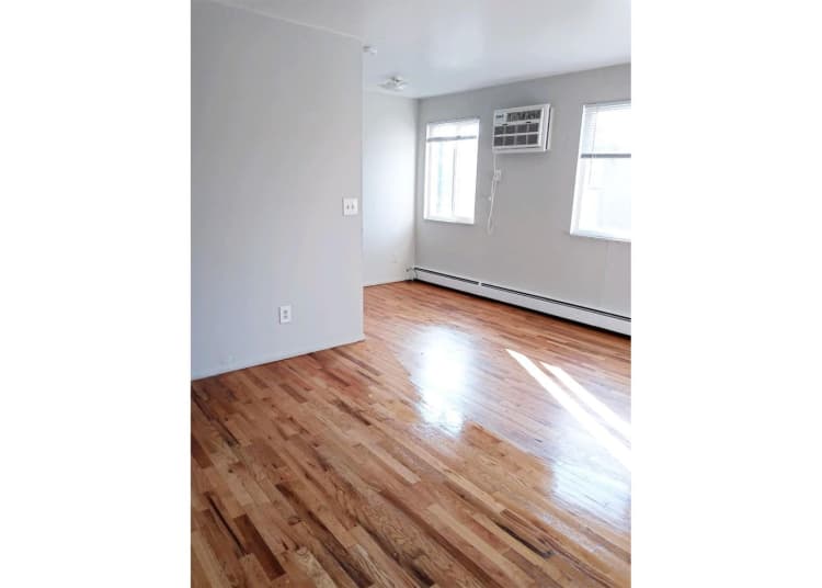 Cincinnati apartments for rent - image - large-2727.jpg