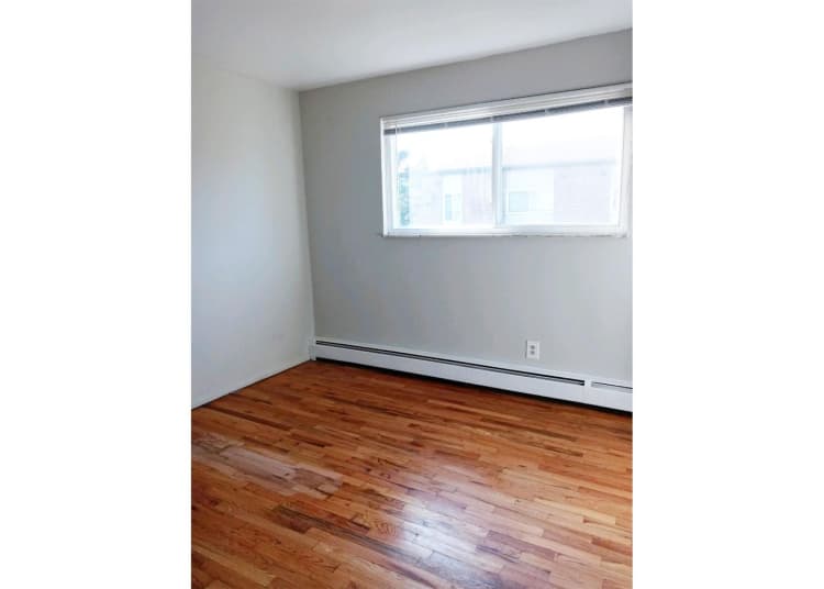 Cincinnati apartments for rent - image - large-2732.jpg