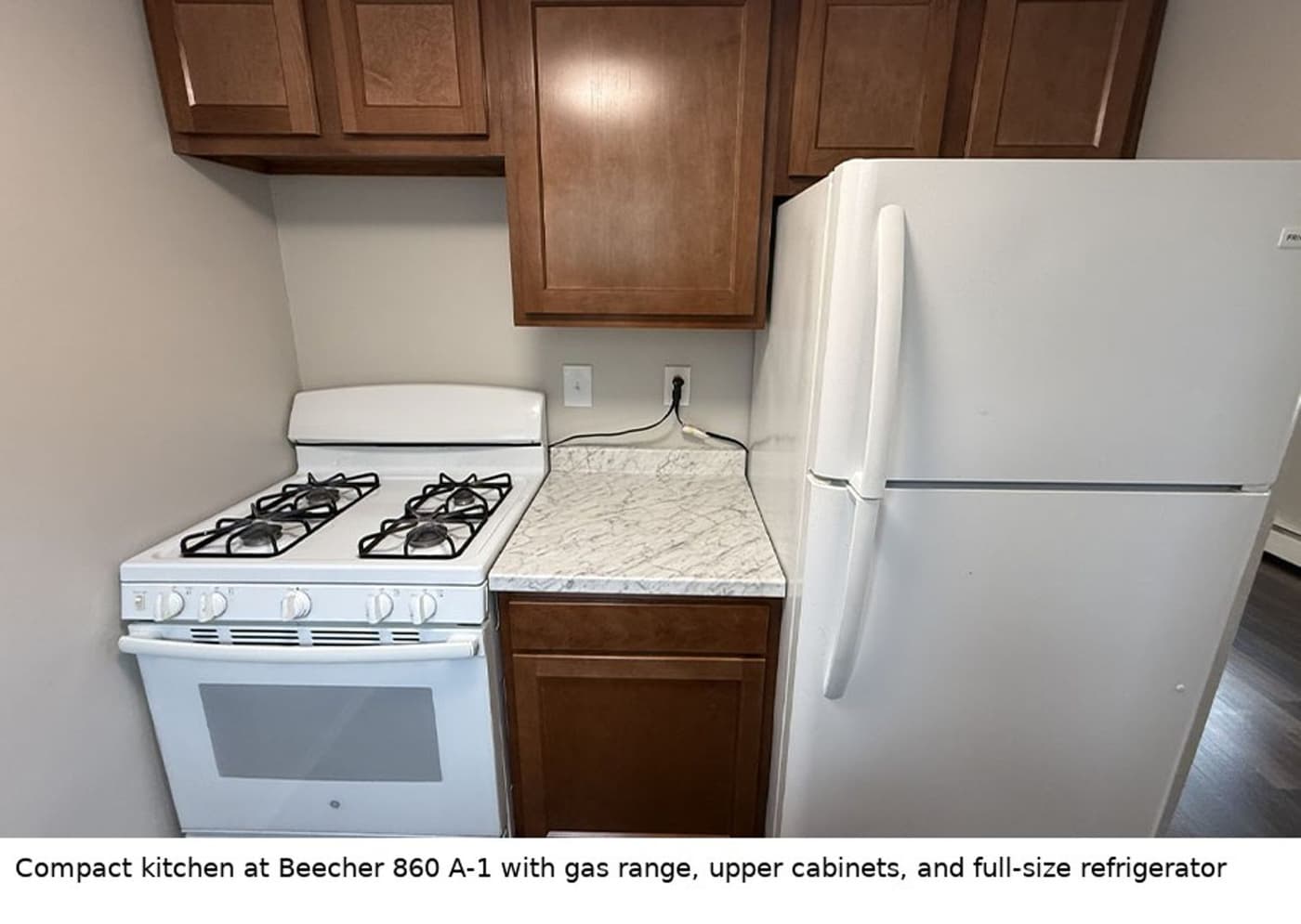Beecher Flats - Apartment - 11