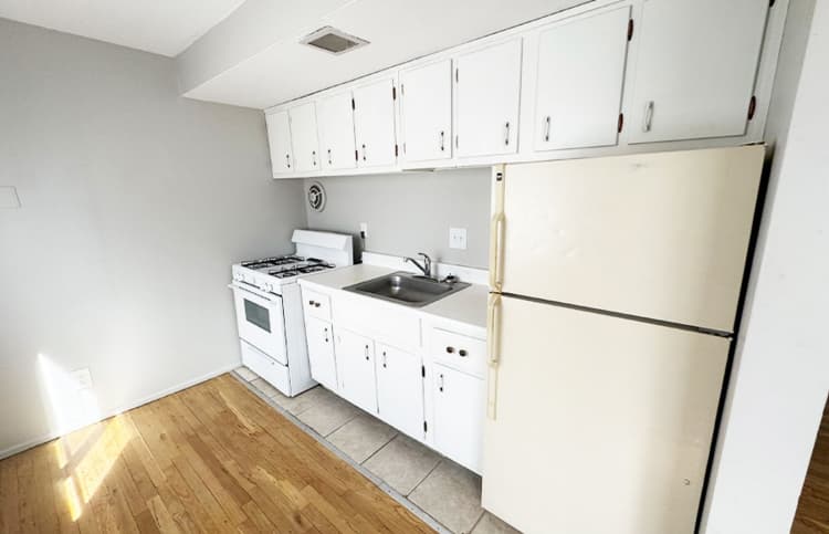 Cincinnati apartments for rent - image - large-631.jpg