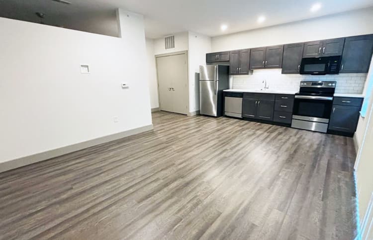 Cincinnati apartments for rent - image - large-1281.jpg