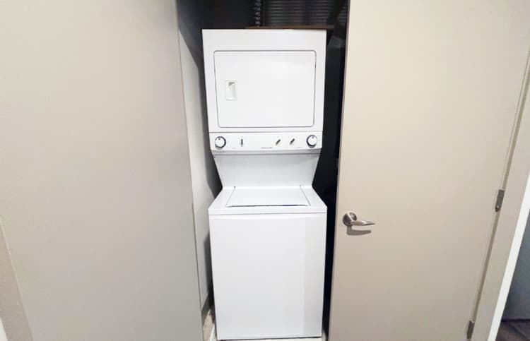 Cincinnati apartments for rent - image - large-1294.jpg