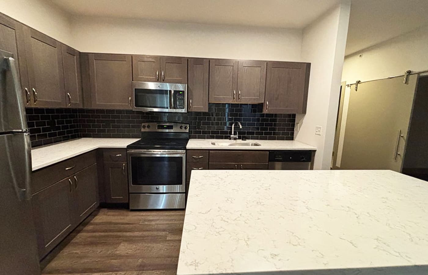 Cincinnati apartments for rent - image - large-1297.jpg