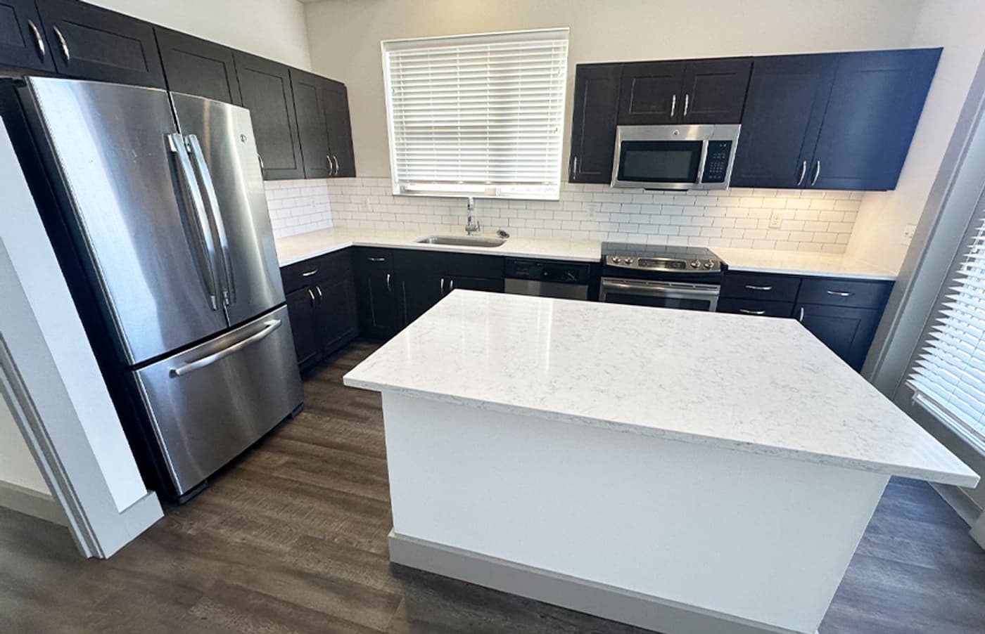 Cincinnati apartments for rent - image - large-1387.jpg