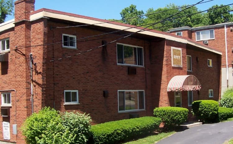Cincinnati apartments for rent - image - large-4089.jpg
