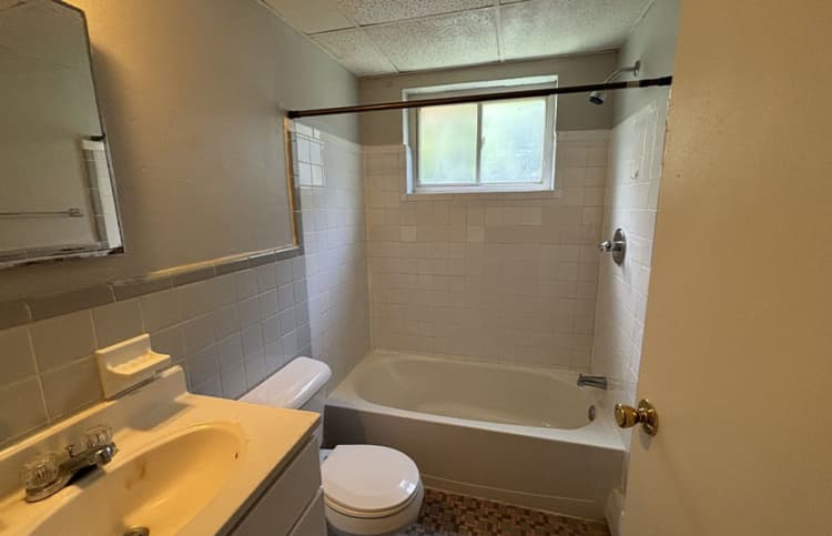 Cincinnati apartments for rent - image - large-4104.jpg