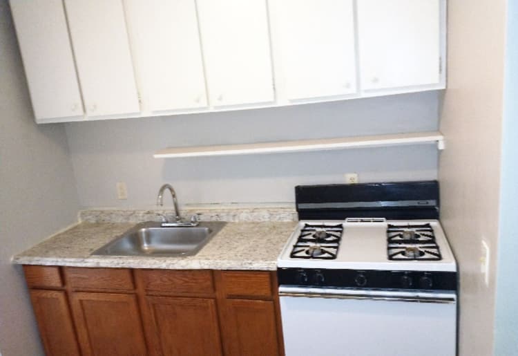 Cincinnati apartments for rent - image - large-3058.jpg