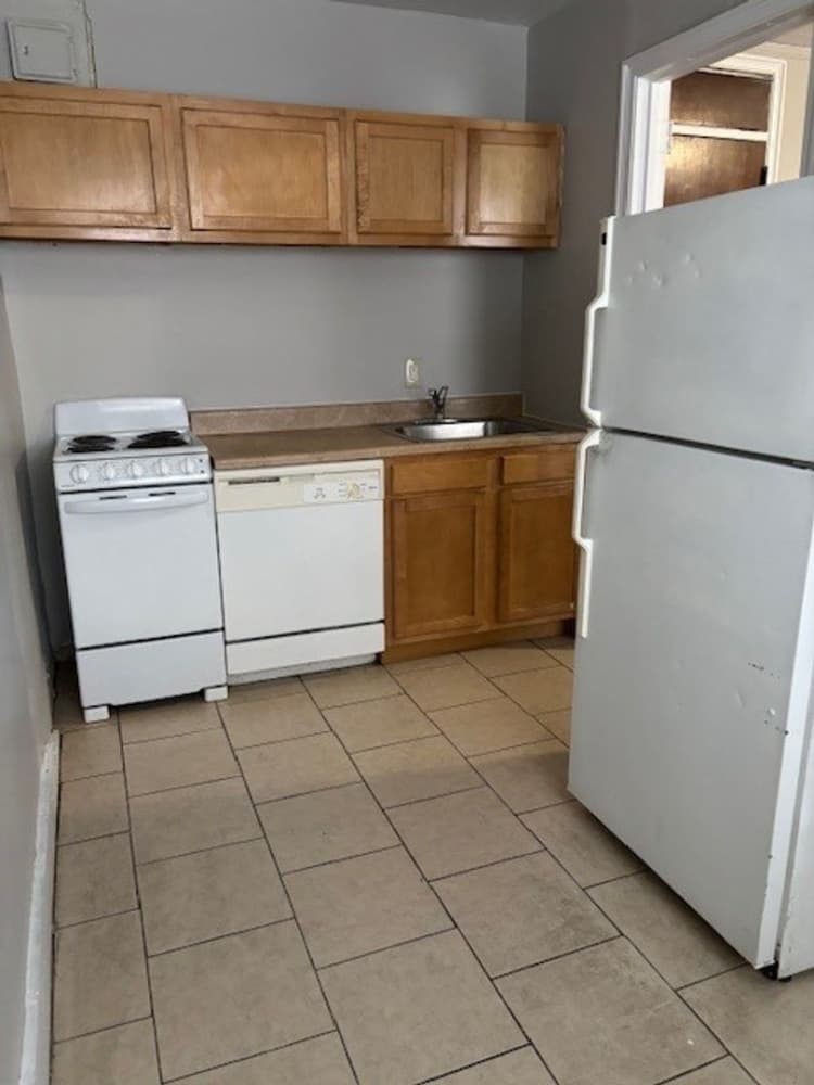 Cincinnati apartments for rent - image - large-2307.jpg