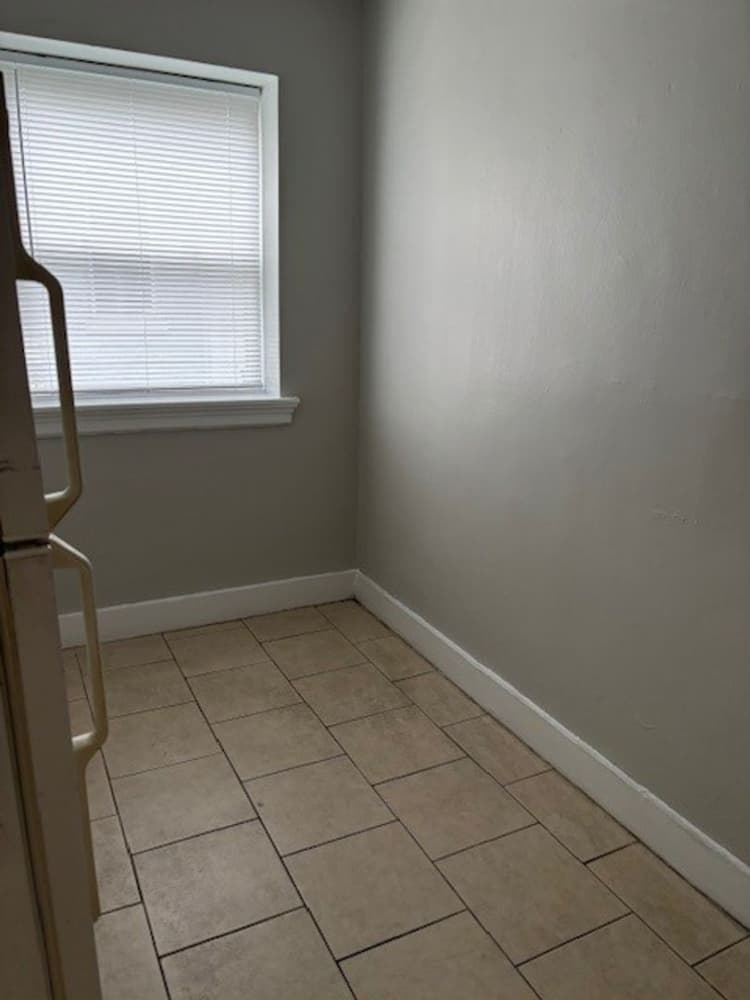 Cincinnati apartments for rent - image - large-2310.jpg