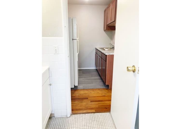 Cincinnati apartments for rent - image - large-2743.jpg