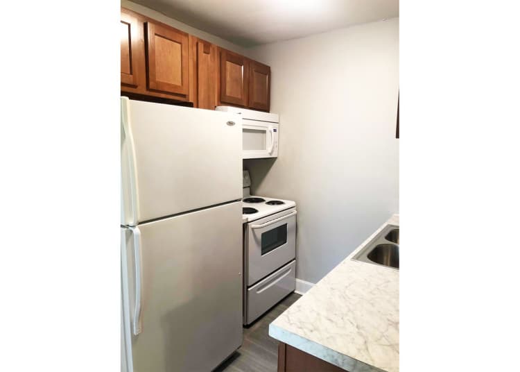 Cincinnati apartments for rent - image - large-2913.jpg