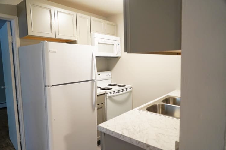 Cincinnati apartments for rent - image - large-2938.jpg