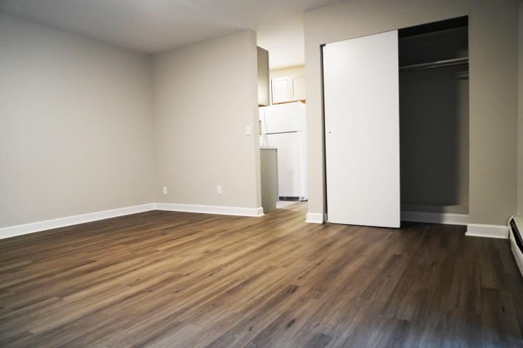 Cincinnati apartments for rent - image - large-32.jpg
