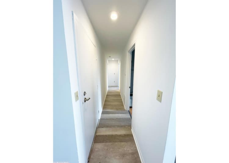 Cincinnati apartments for rent - image - large-2102.jpg
