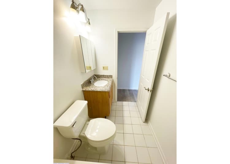 Cincinnati apartments for rent - image - large-2109.jpg