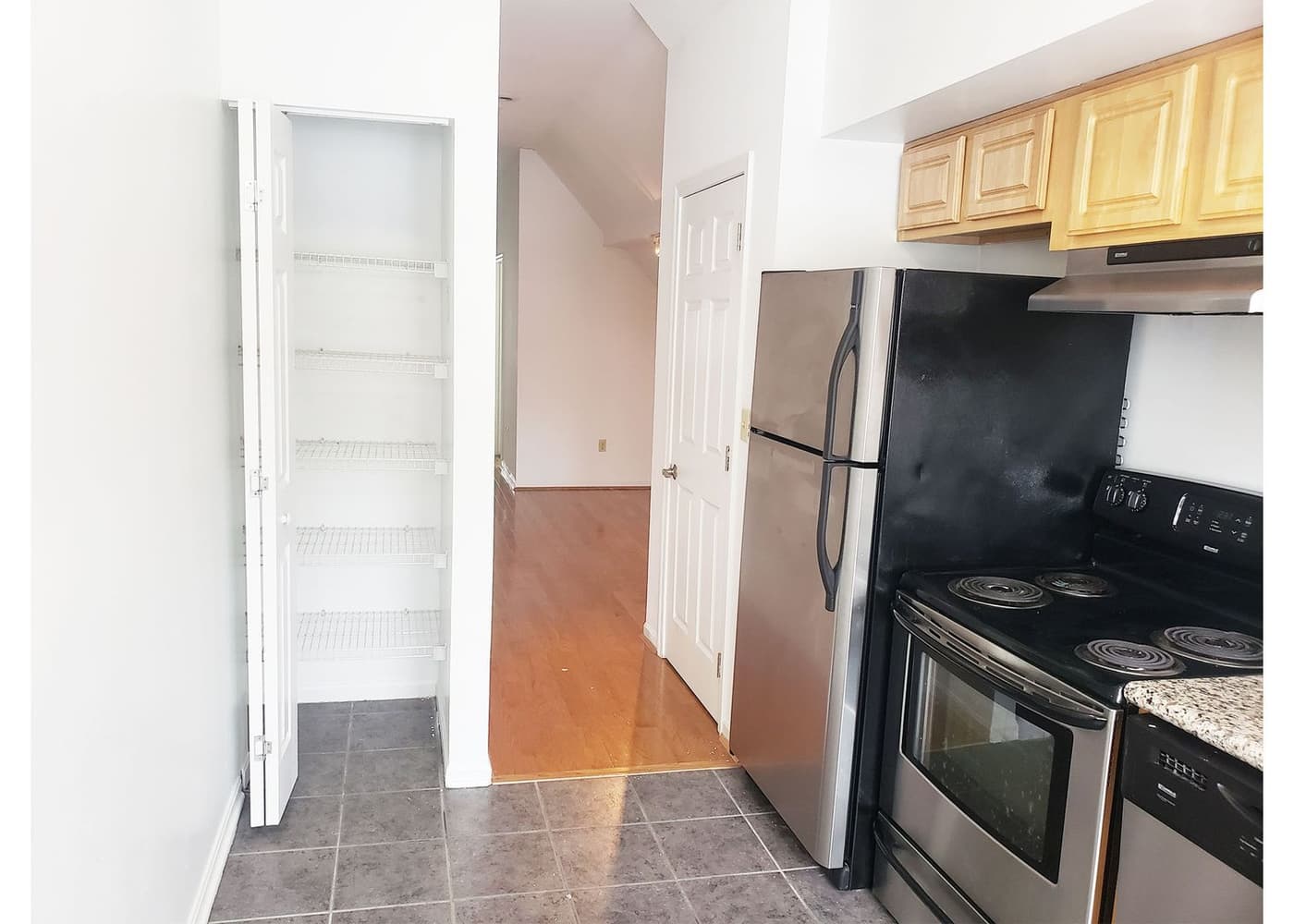 Gilbert Avenue - Apartment - 18