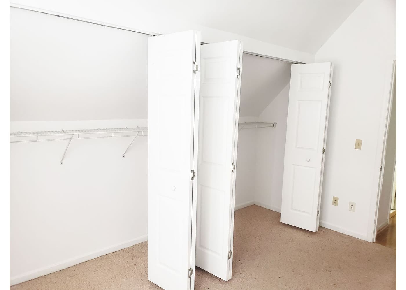 Gilbert Avenue - Apartment - 44