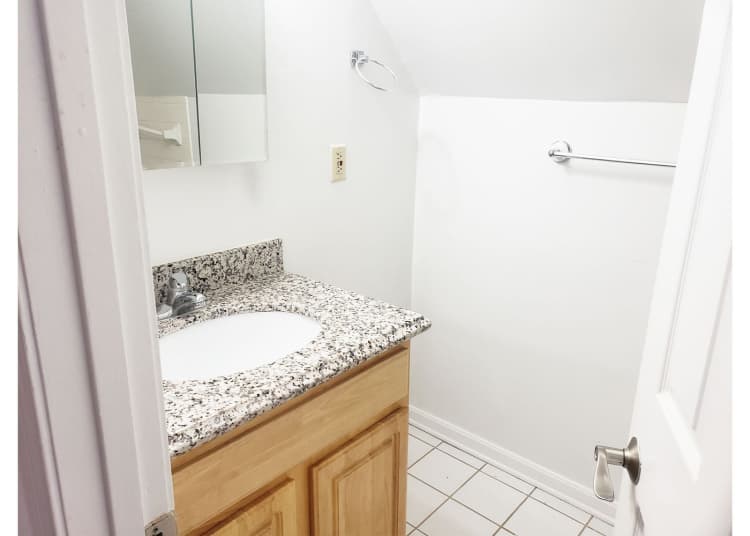 Cincinnati apartments for rent - image - large-2116.jpg