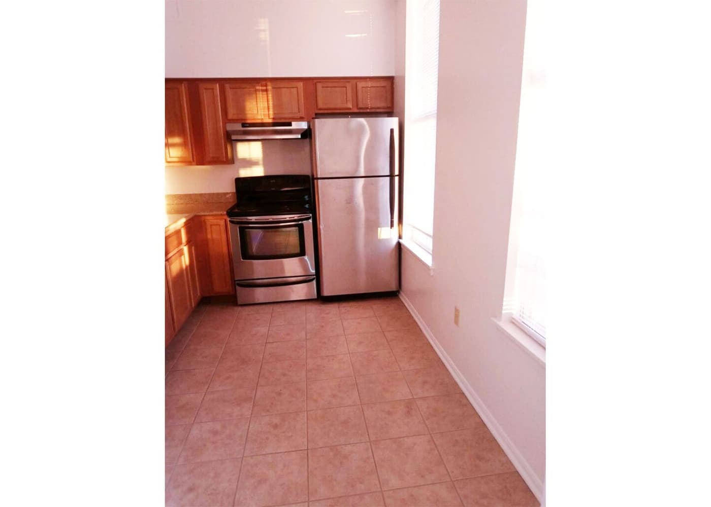 Gilbert Avenue - Apartment - 21