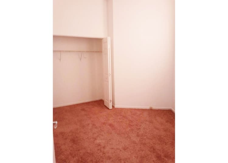 Cincinnati apartments for rent - image - large-3083.jpg