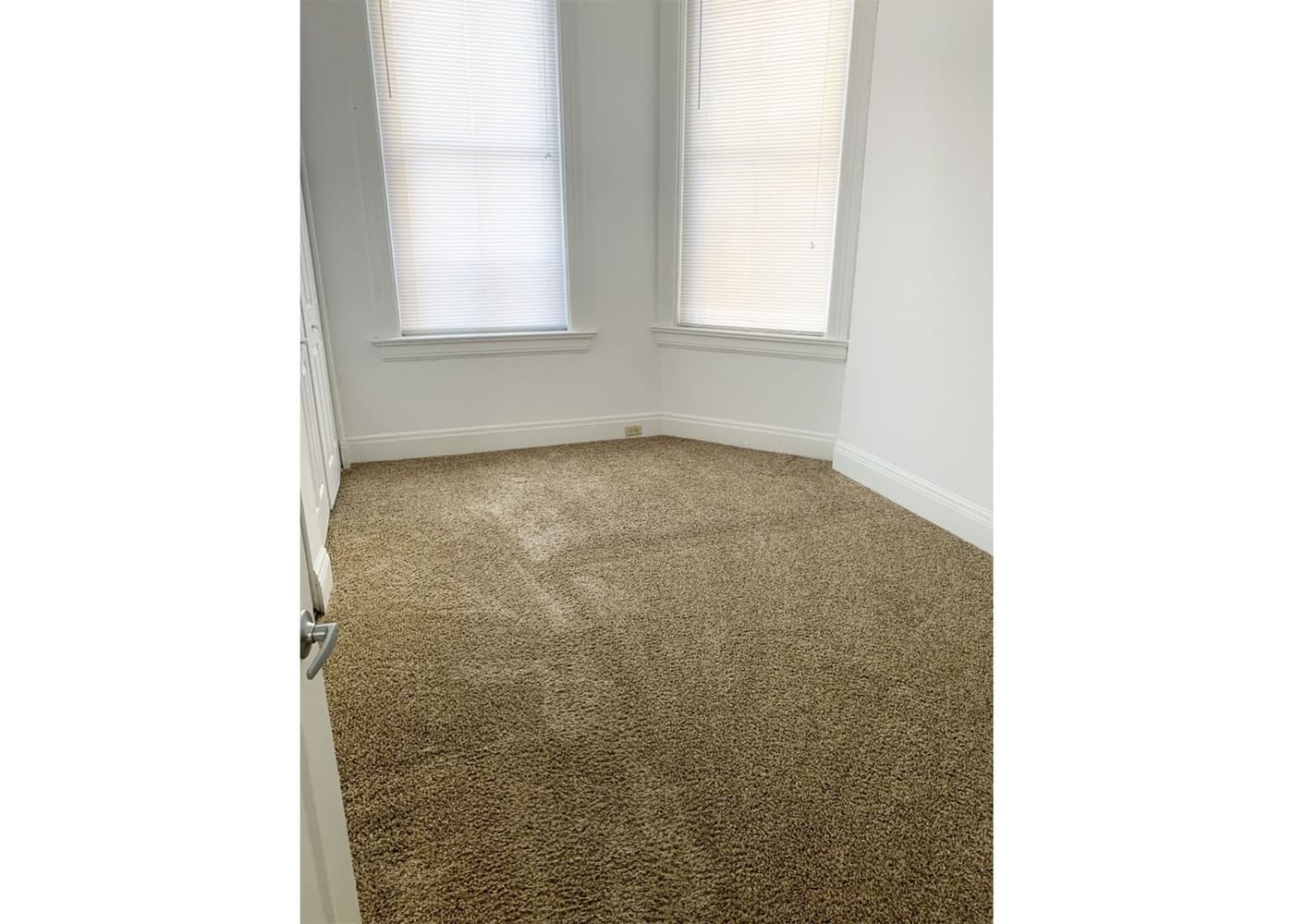 Gilbert Avenue - Apartment - 26