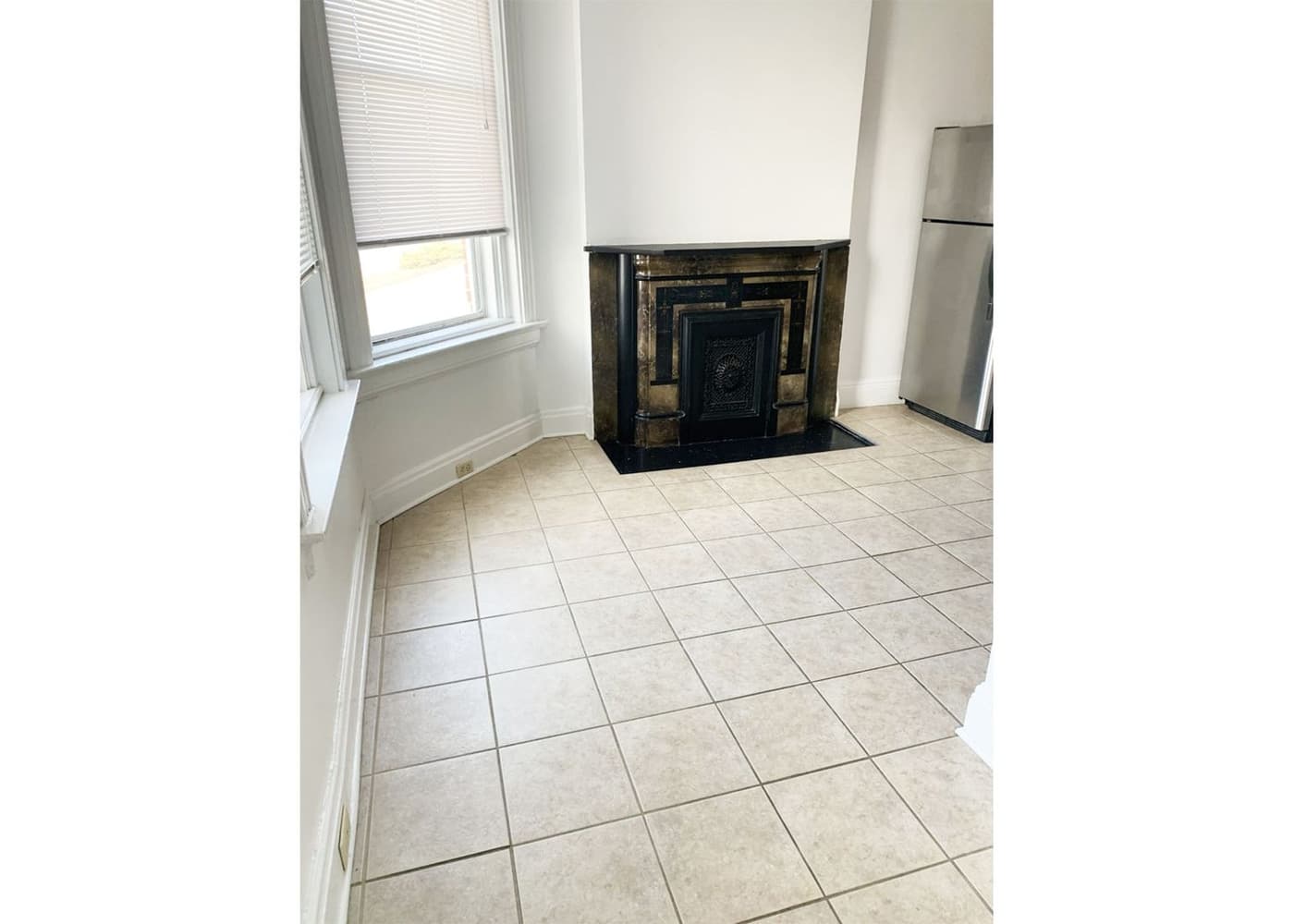 Gilbert Avenue - Apartment - 61