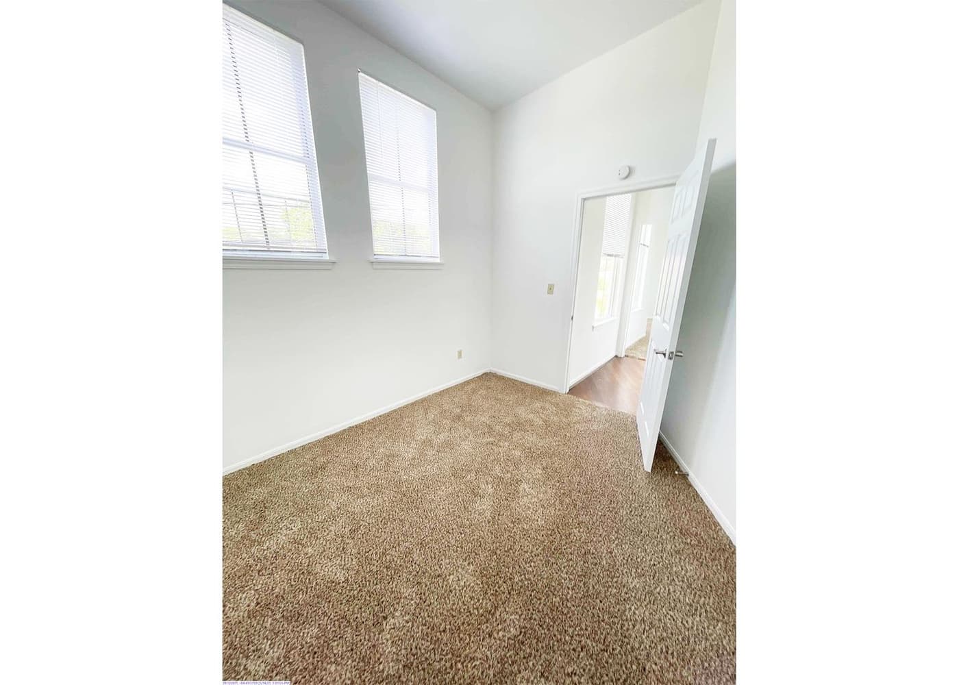 Gilbert Avenue - Apartment - 30