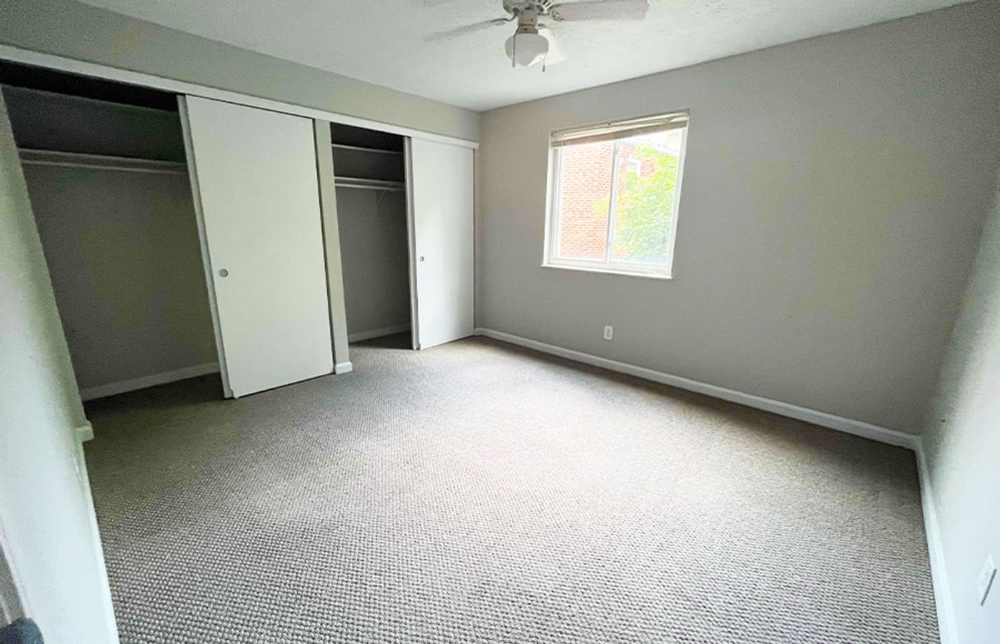525 Lowell Avenue - Apartment - 27