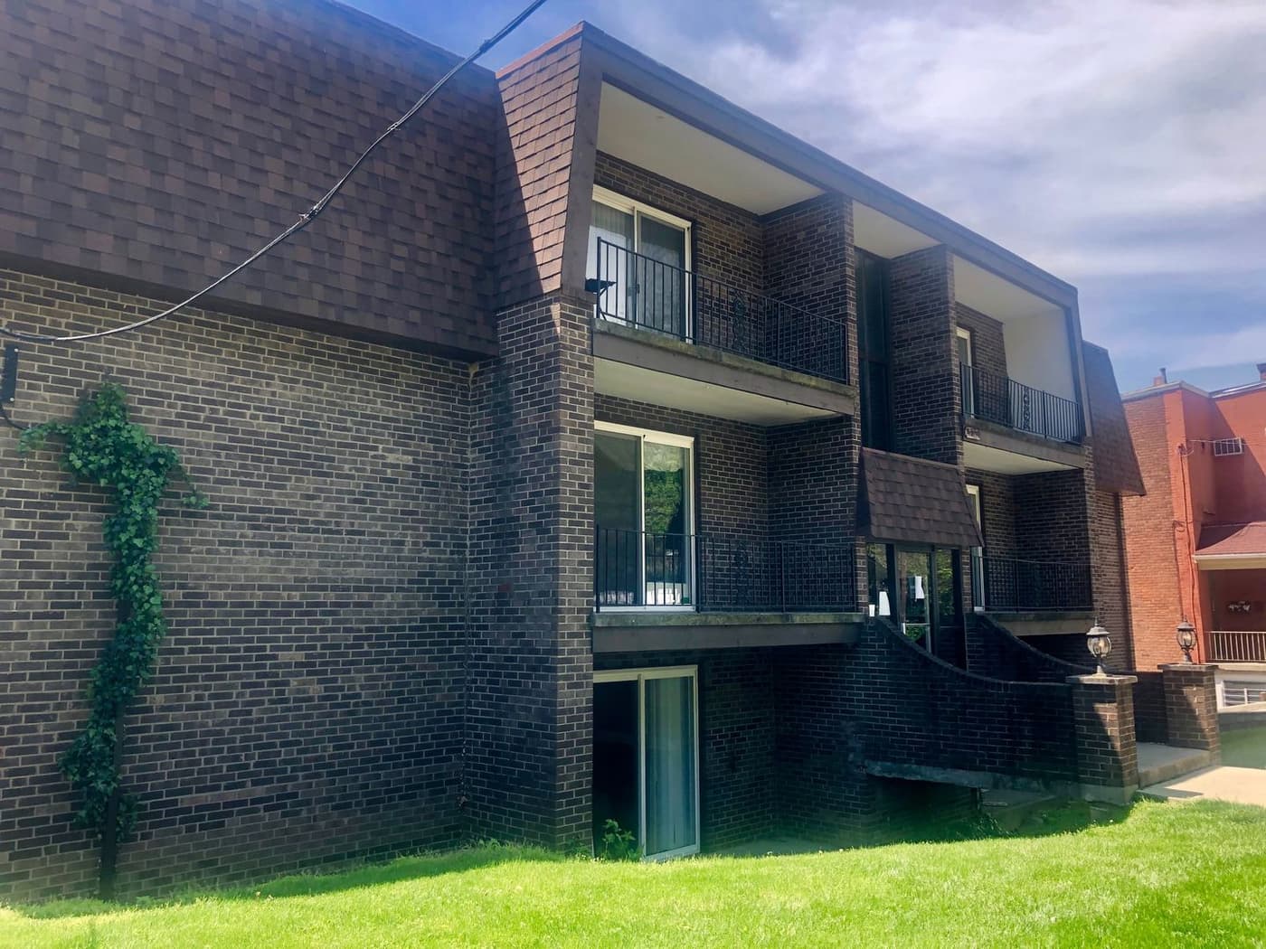 Cincinnati apartments for rent - image - large-1021.jpg