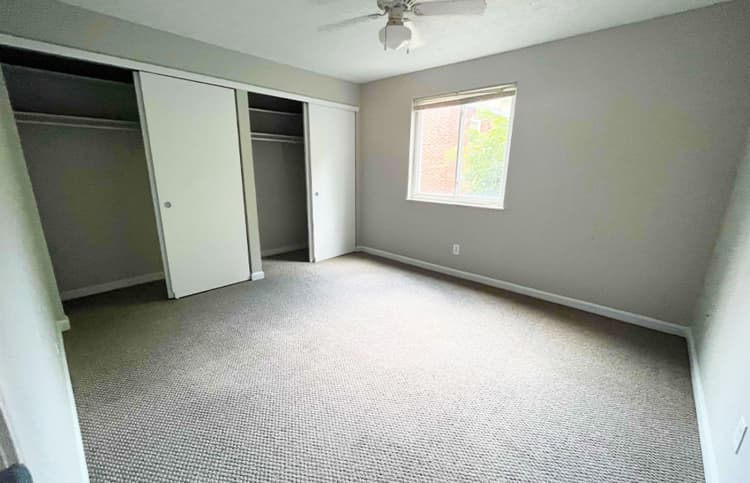 Cincinnati apartments for rent - image - large-1030.jpg