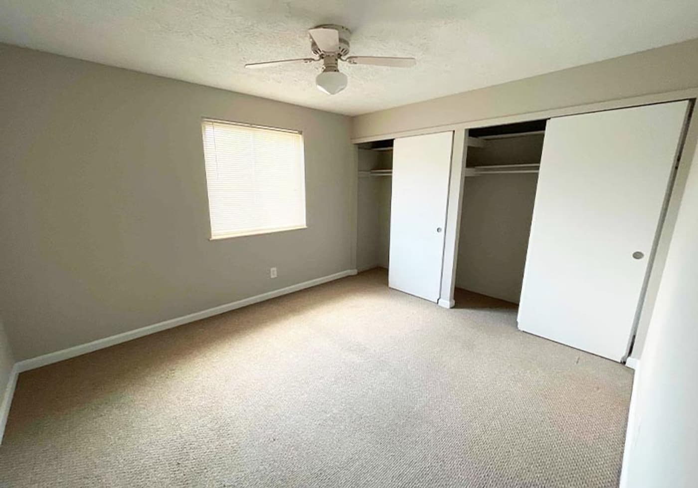 525 Lowell Avenue - Apartment - 34