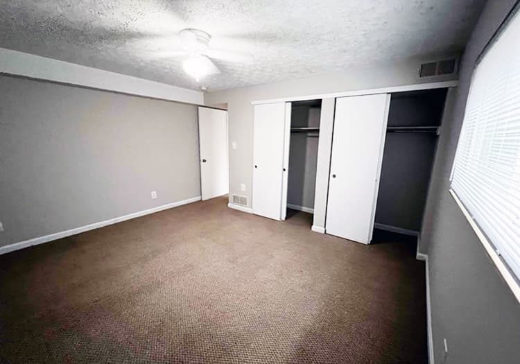 Cincinnati apartments for rent - image - large-3046.jpg