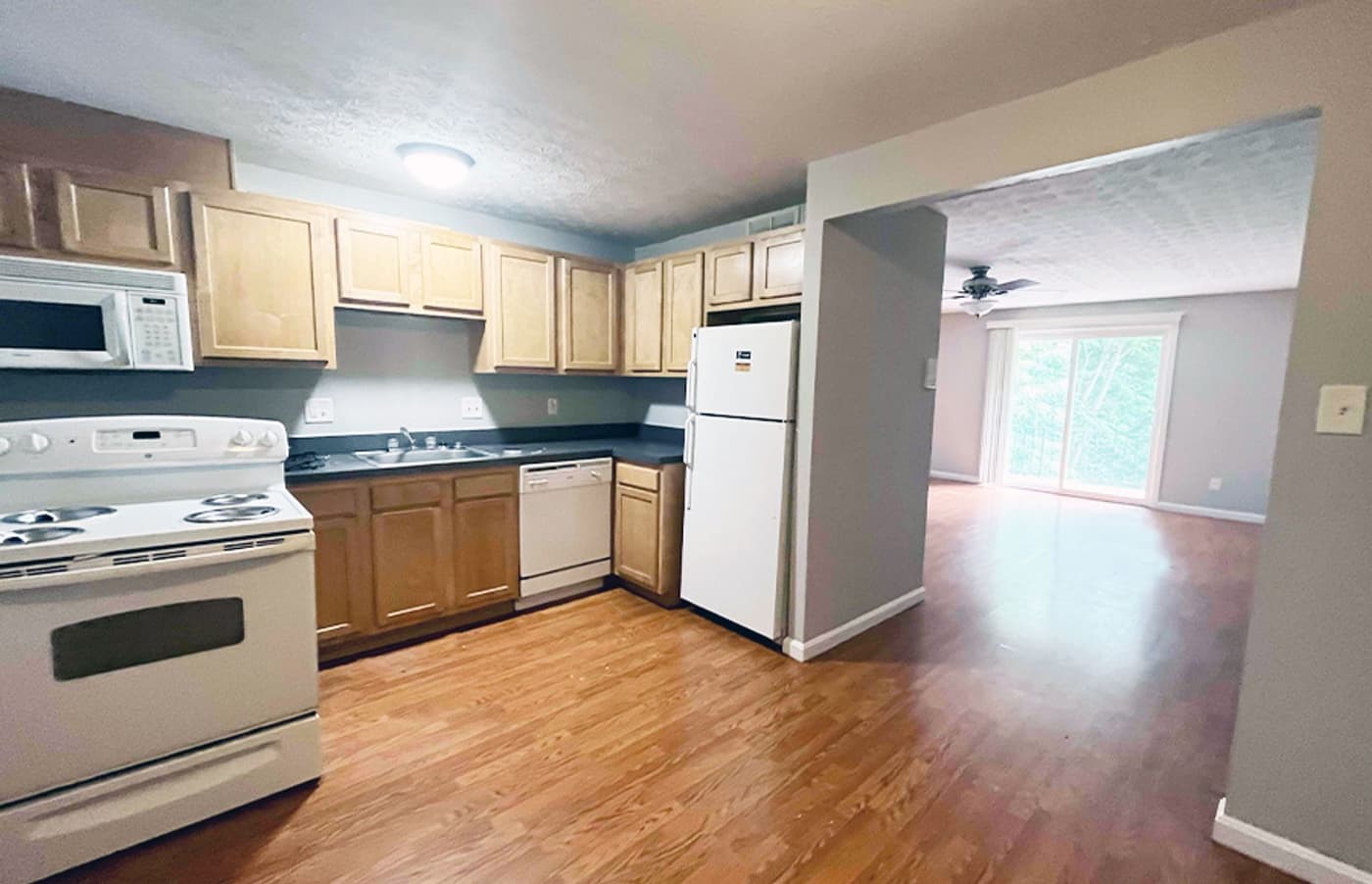 Cincinnati apartments for rent - Property image - 525 Lowell Avenue - 2