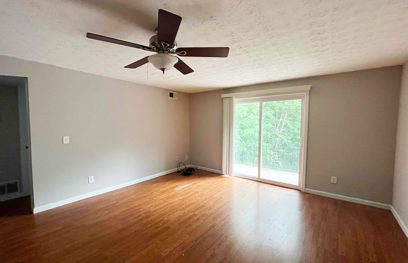 Cincinnati apartments for rent - Property image - 525 Lowell Avenue - 3