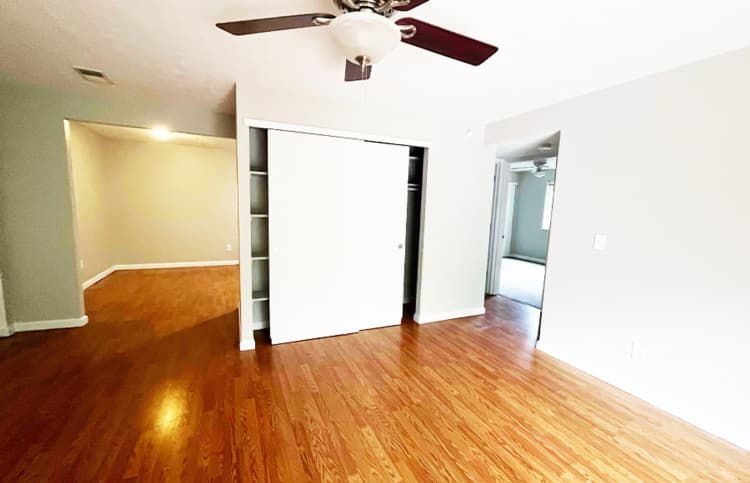 Cincinnati apartments for rent - image - large-435.jpg