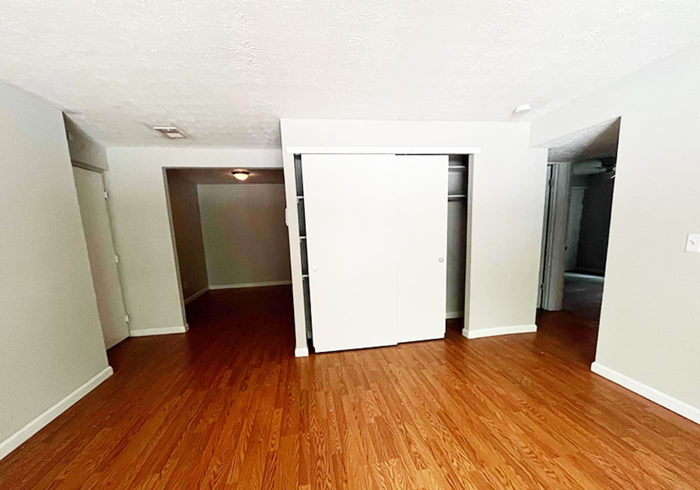 525 Lowell Avenue - Apartment - 22