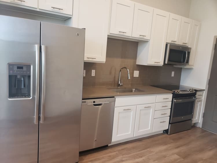 Cincinnati apartments for rent - image - large-928.jpg