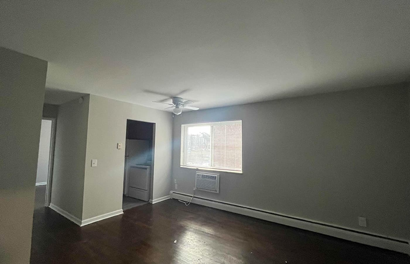 Lafayette Hills  - Apartment - 46