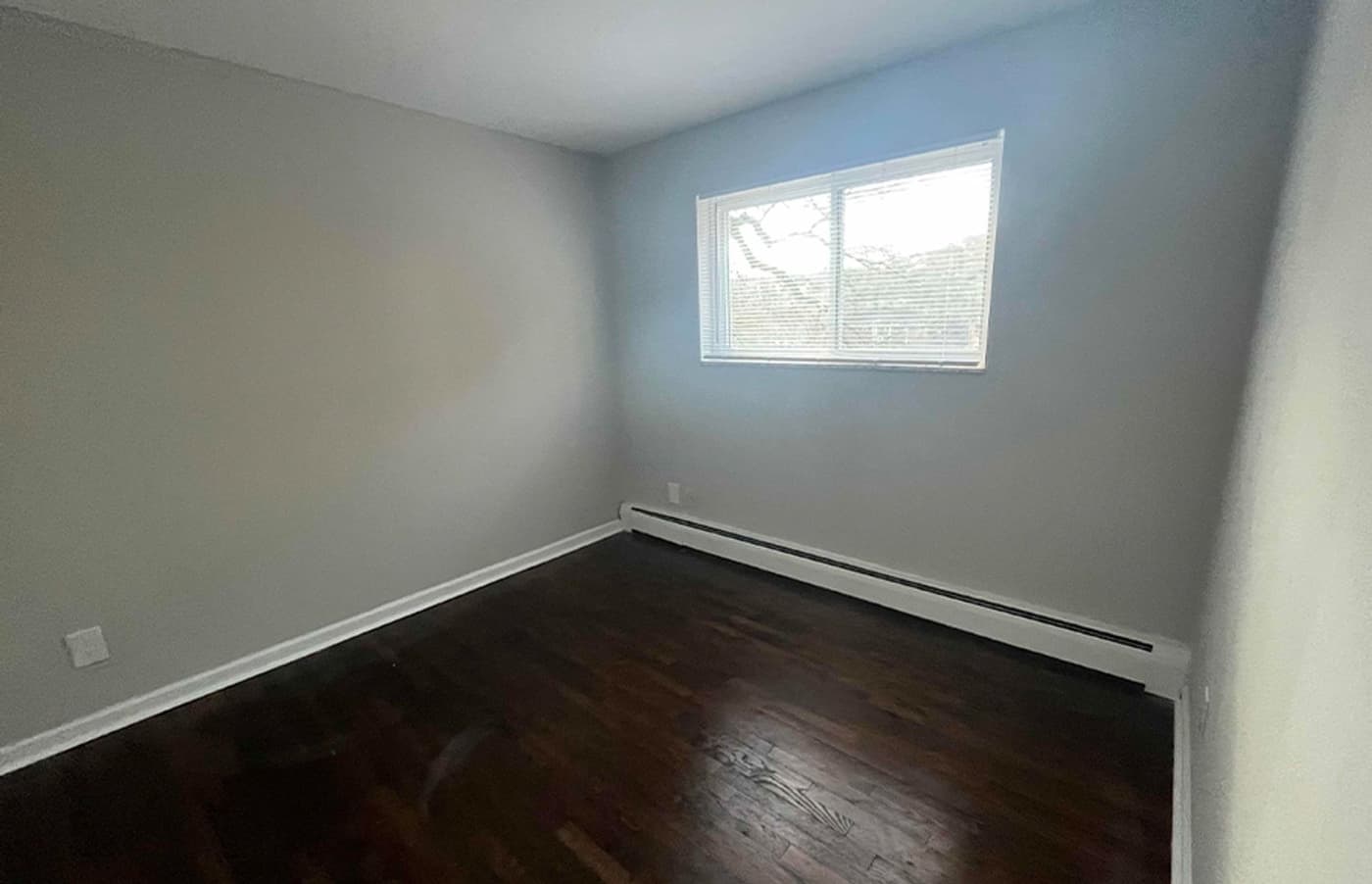 Lafayette Hills  - Apartment - 26