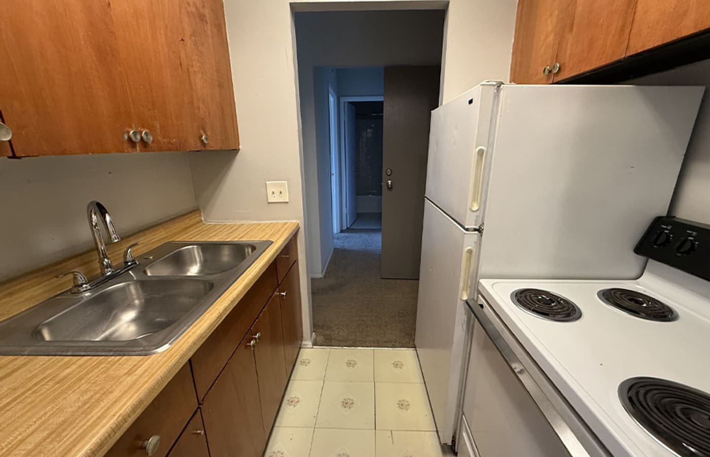Lafayette Hills  - Apartment - 11