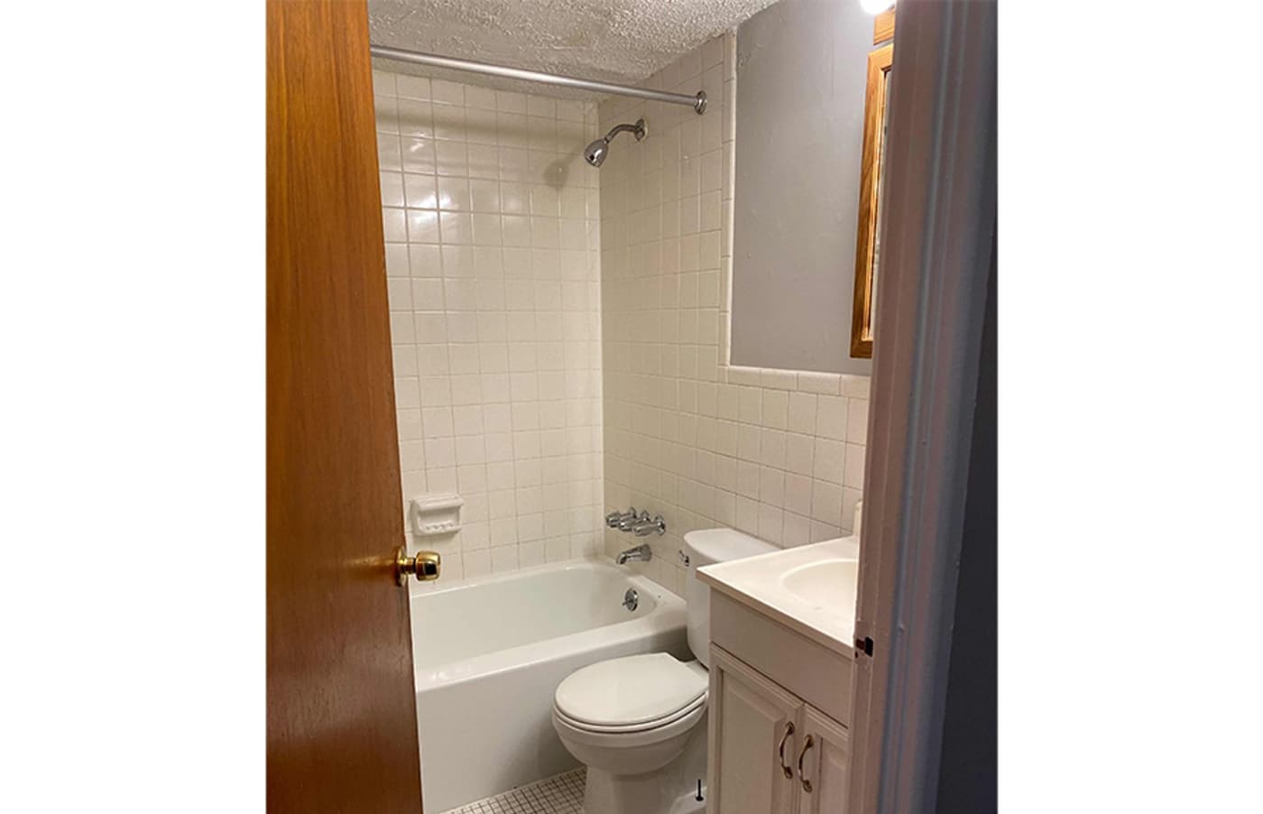 Lafayette Hills  - Apartment - 41