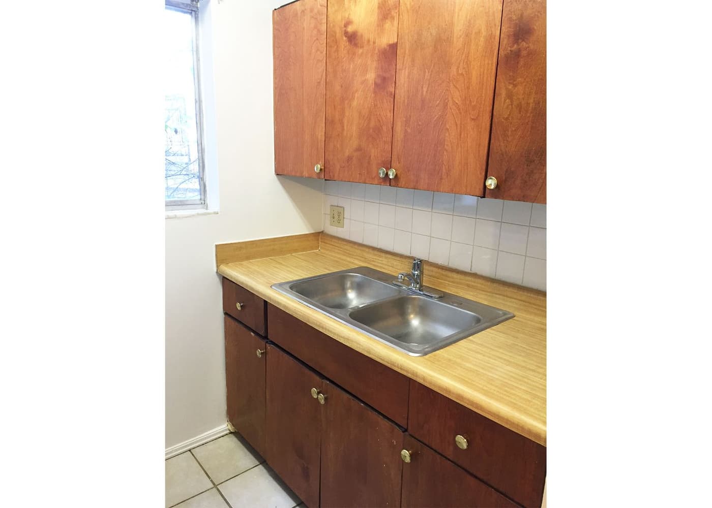Lafayette Hills  - Apartment - 17