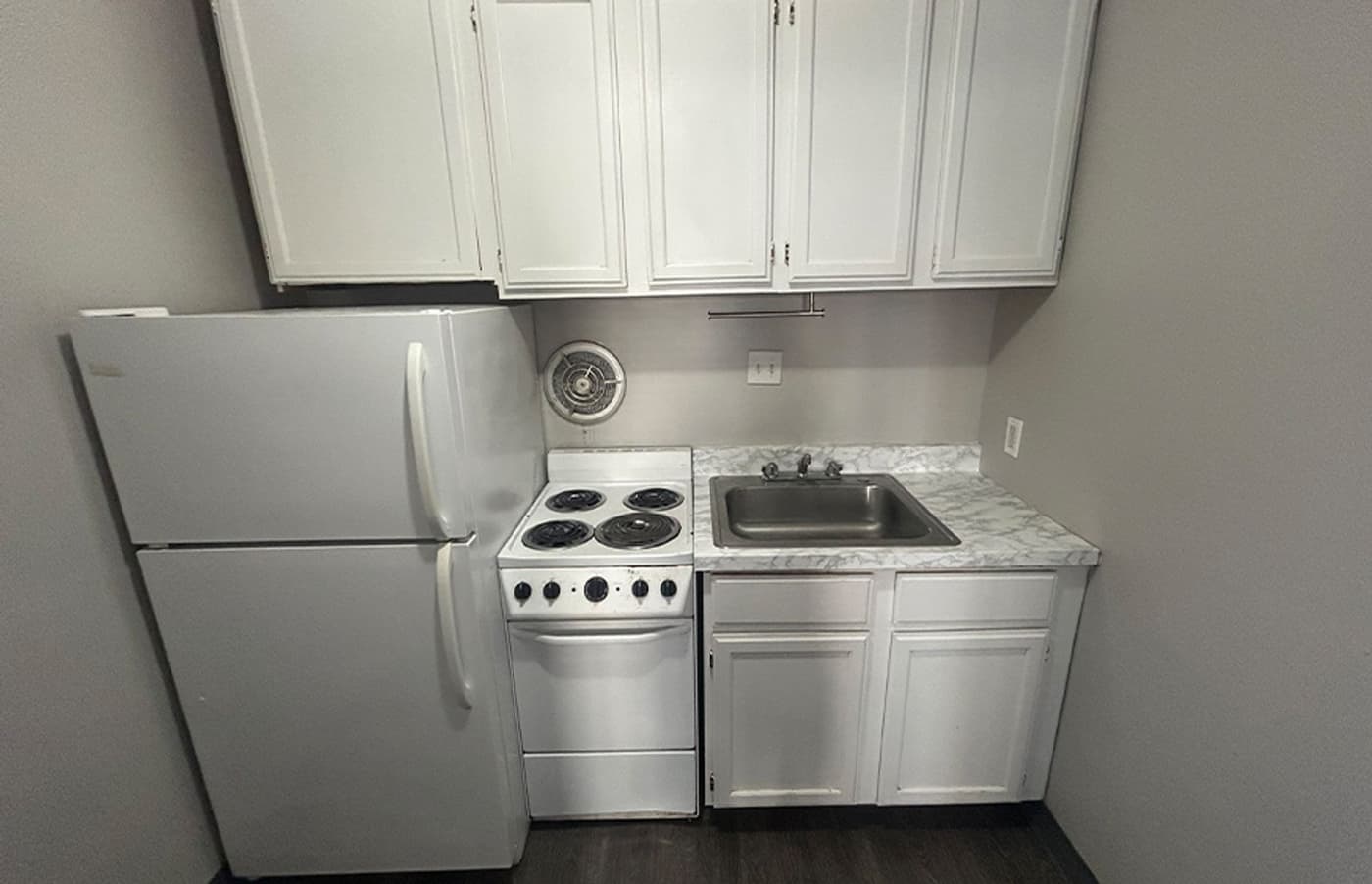331 Shiloh Street - Apartment - 2