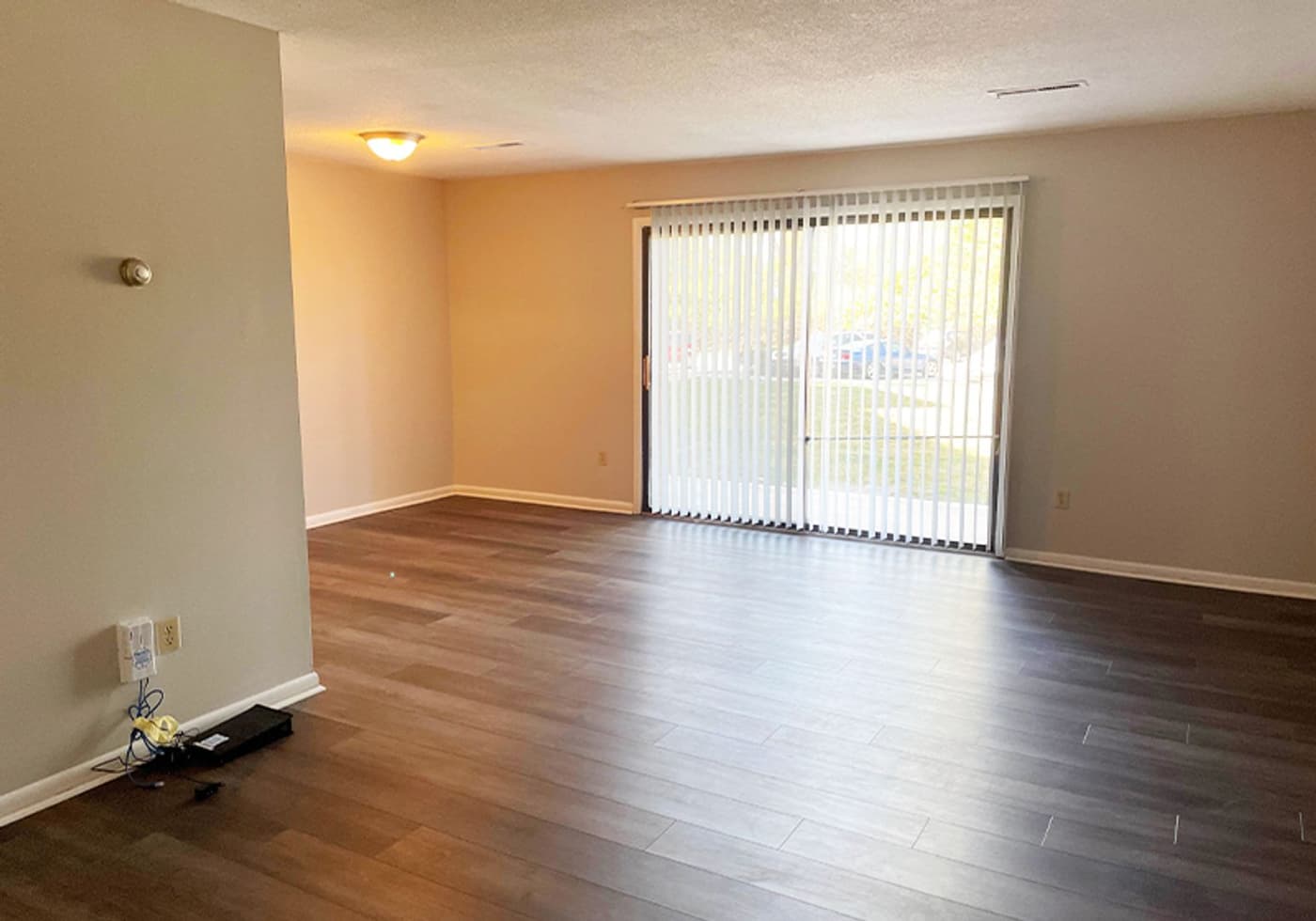 Cincinnati apartments for rent - image - large-1518.jpg