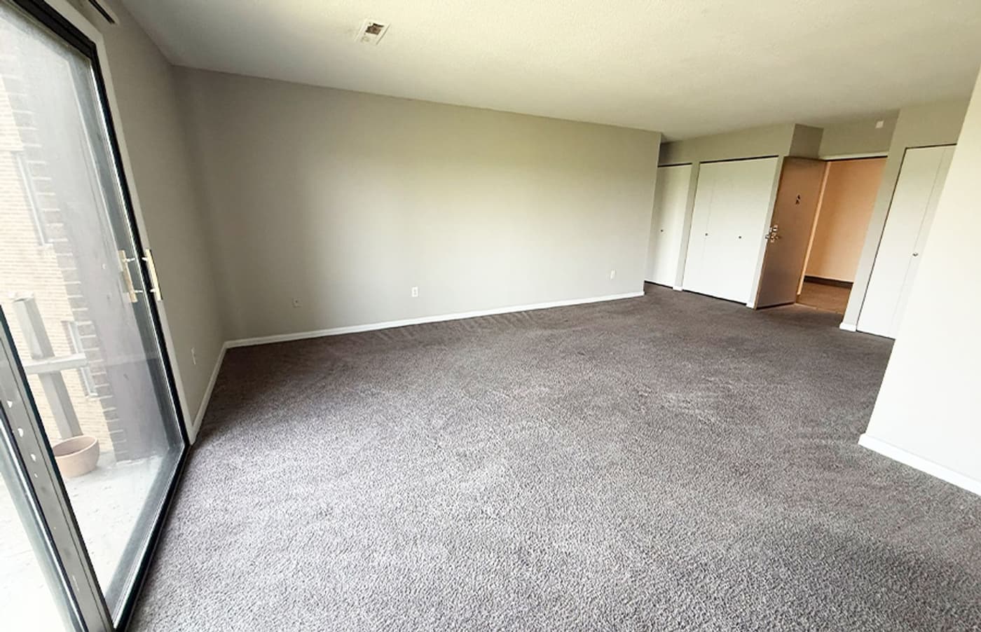 Cincinnati apartments for rent - image - large-1771.jpg